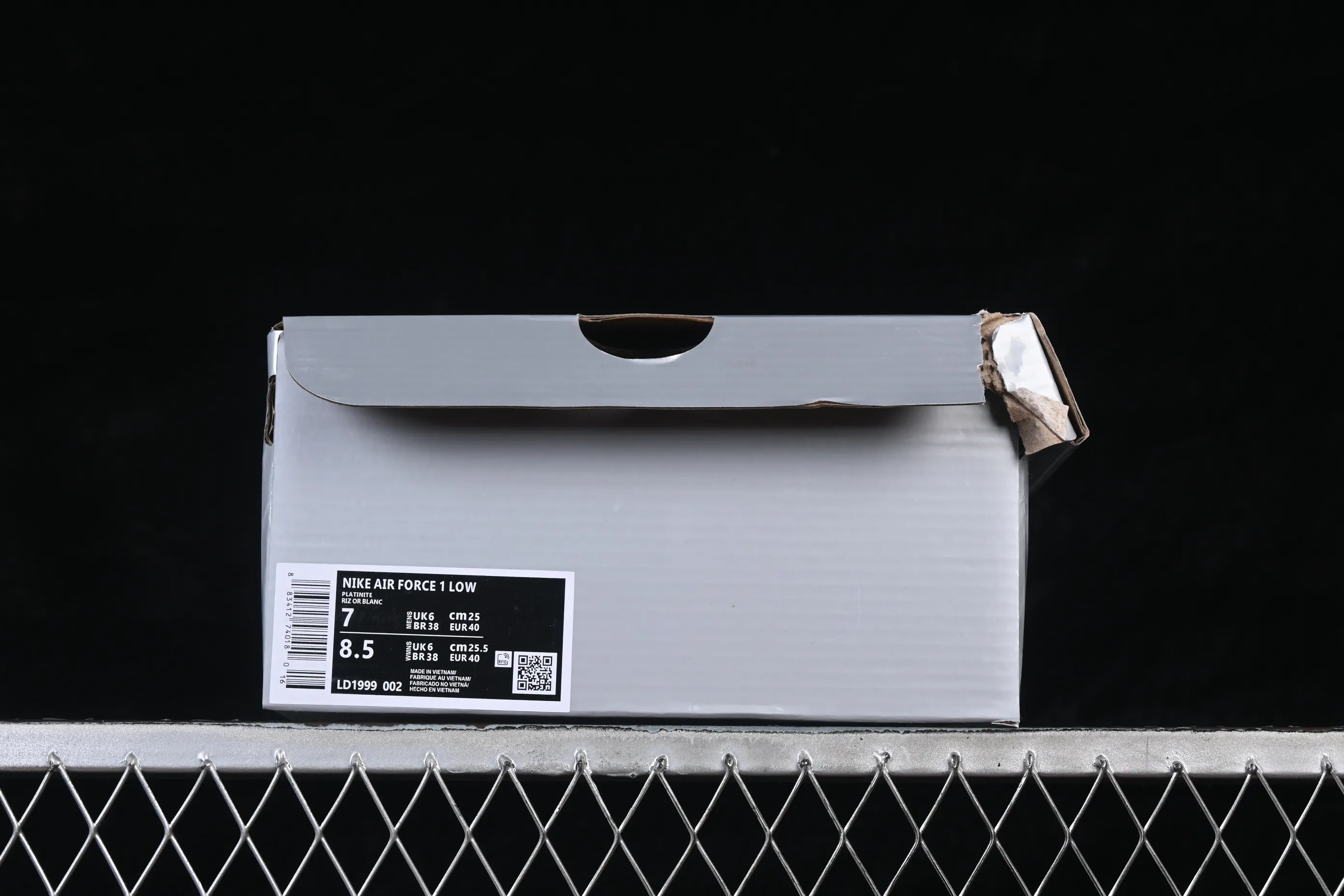 All categories Nk Air Force 1 Air Force series Nk Air Force 1 Low Air Force low-top Nike Air Force 1'07 Low G-Dragon co-branded Daisy beige black hook Air Force 1 low-top casual sneakers LD1999-002